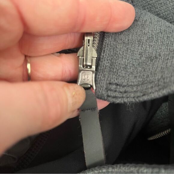 Lululemon Both Ways Bomber 8 - Picture 6 of 8